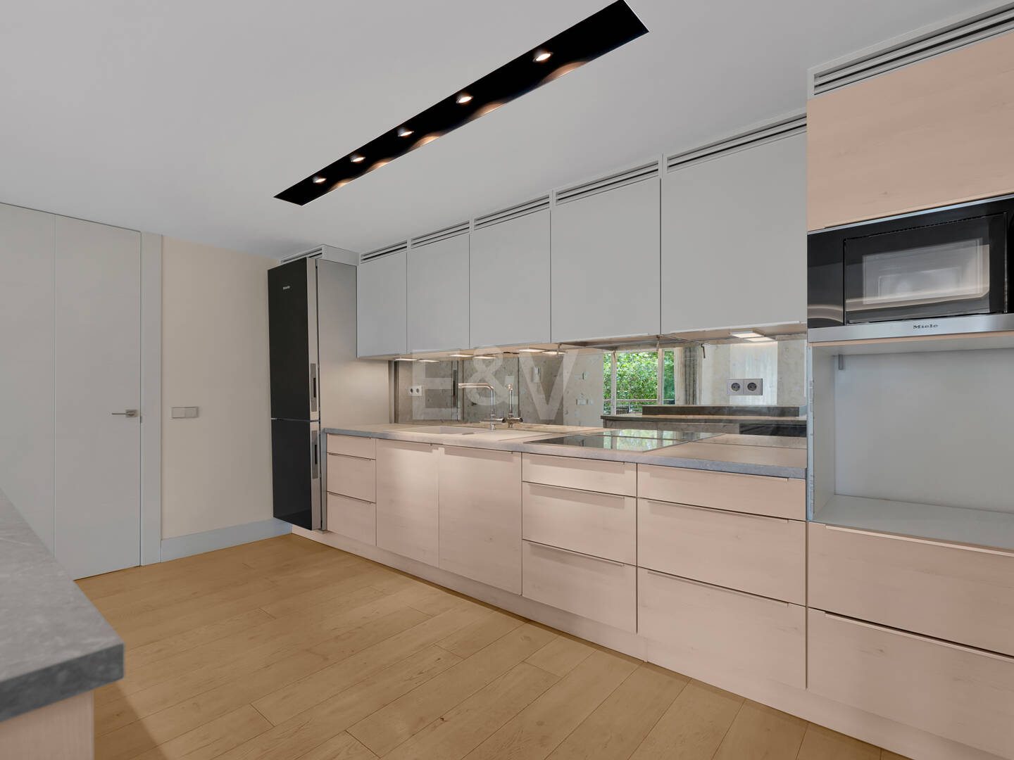 Snygg lägenhet med Rooftop Pool i Marbella Centre