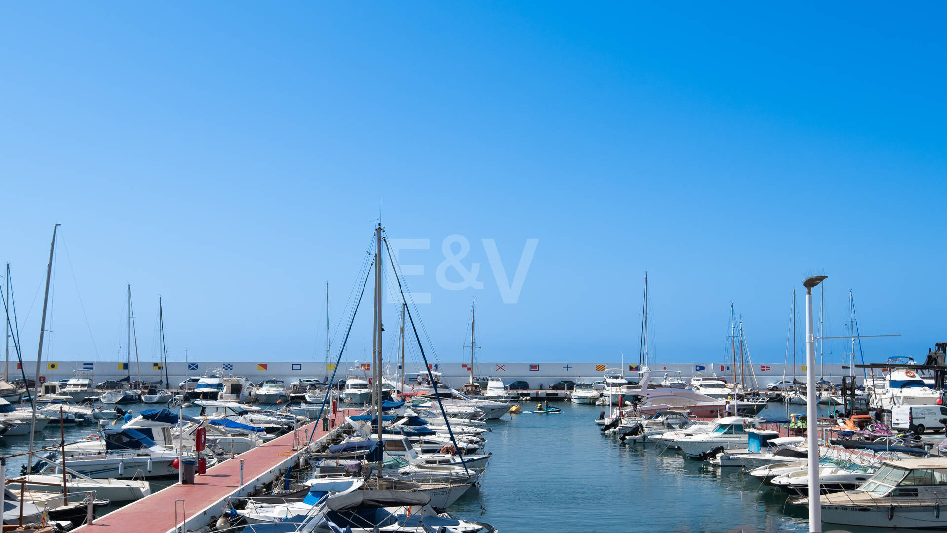 Snygg lägenhet med Rooftop Pool i Marbella Centre