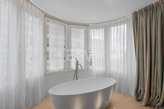 Snygg lägenhet med Rooftop Pool i Marbella Centre