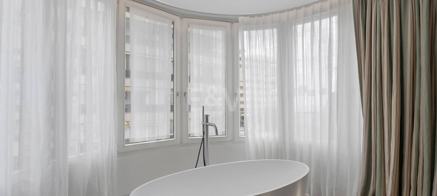 Stylish Apartment with Rooftop Pool in Marbella Centre