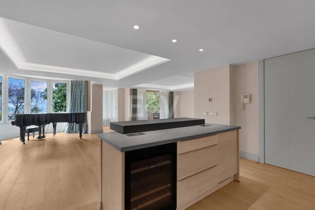 Snygg lägenhet med Rooftop Pool i Marbella Centre