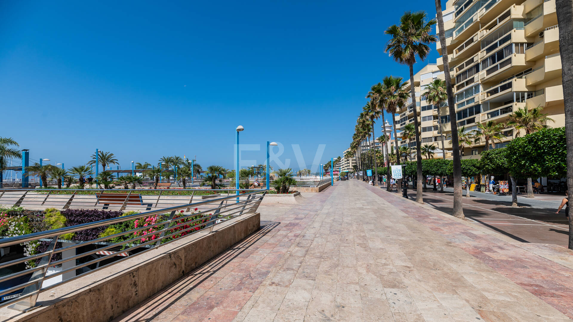 Snygg lägenhet med Rooftop Pool i Marbella Centre