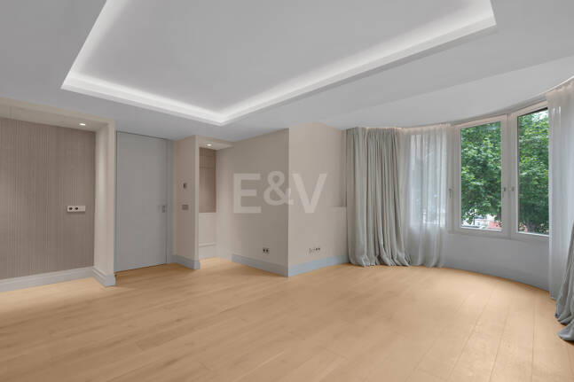 Snygg lägenhet med Rooftop Pool i Marbella Centre