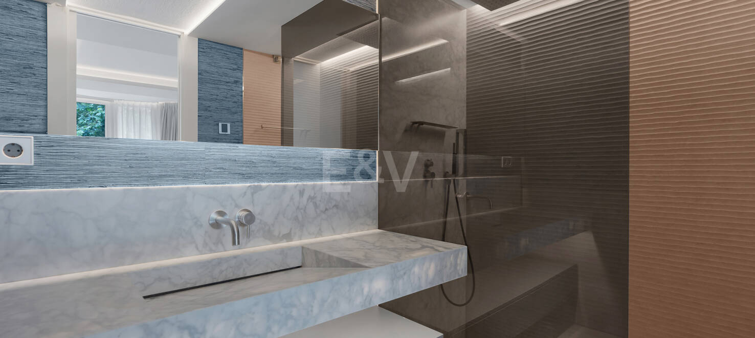 Stylish Apartment with Rooftop Pool in Marbella Centre