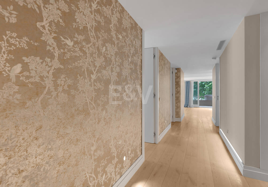 Appartement élégant avec piscine sur le toit à Marbella Centre