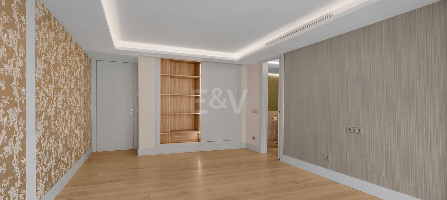 Stylish Apartment with Rooftop Pool in Marbella Centre