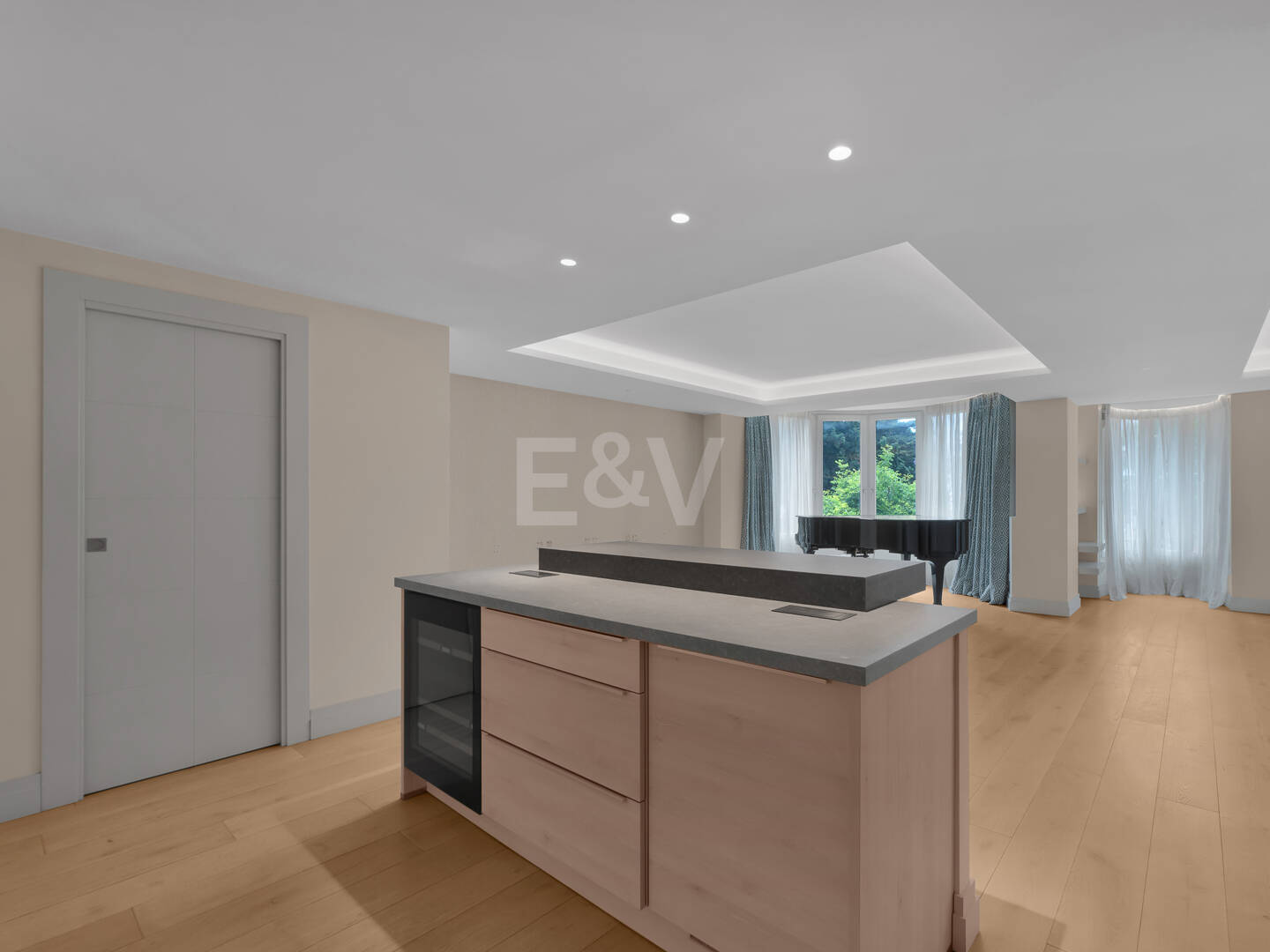 Snygg lägenhet med Rooftop Pool i Marbella Centre