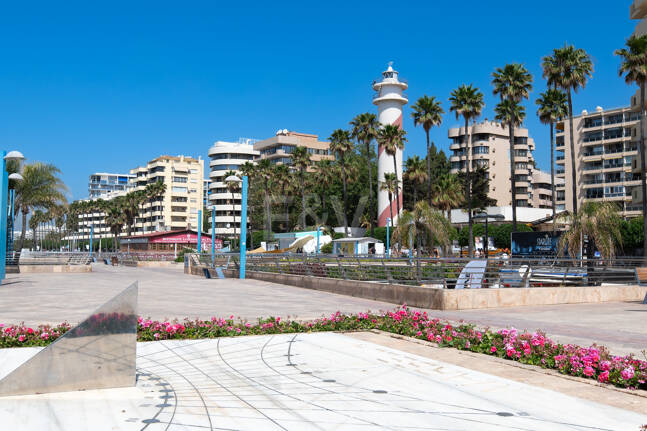 Snygg lägenhet med Rooftop Pool i Marbella Centre