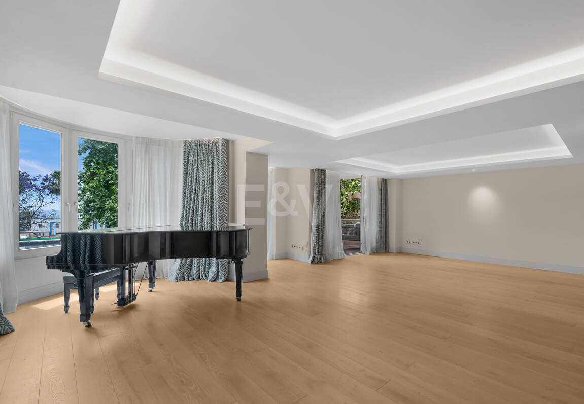 Snygg lägenhet med Rooftop Pool i Marbella Centre