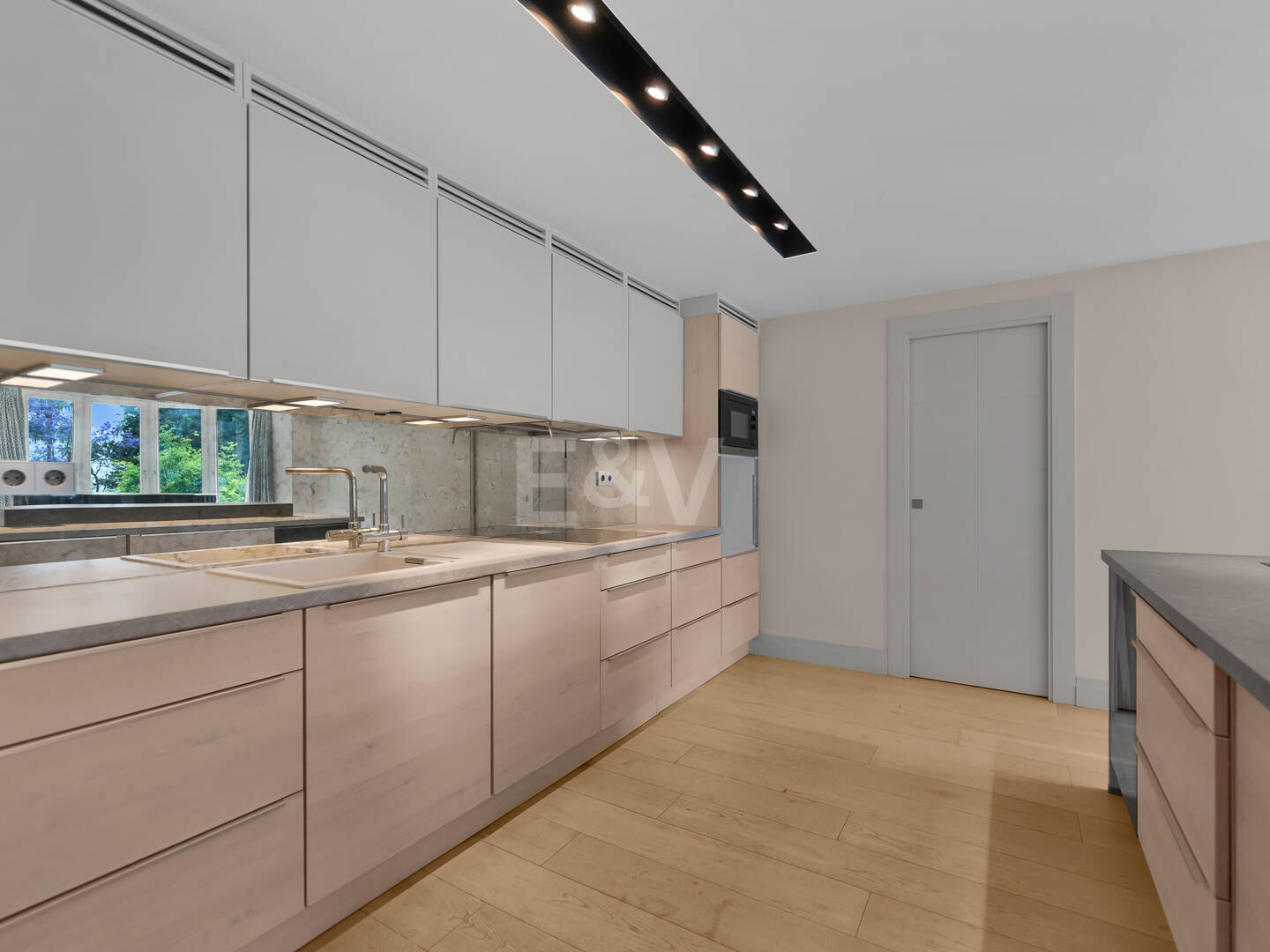 Snygg lägenhet med Rooftop Pool i Marbella Centre