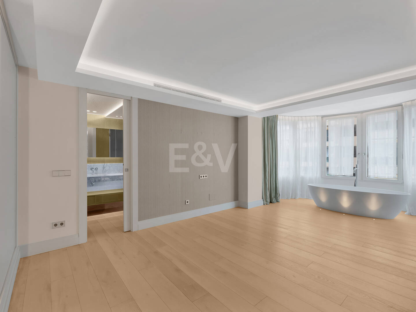 Snygg lägenhet med Rooftop Pool i Marbella Centre