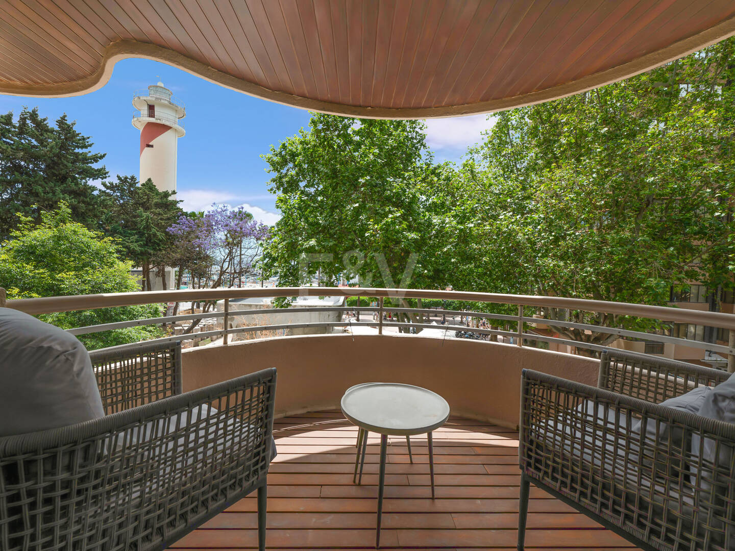 Snygg lägenhet med Rooftop Pool i Marbella Centre