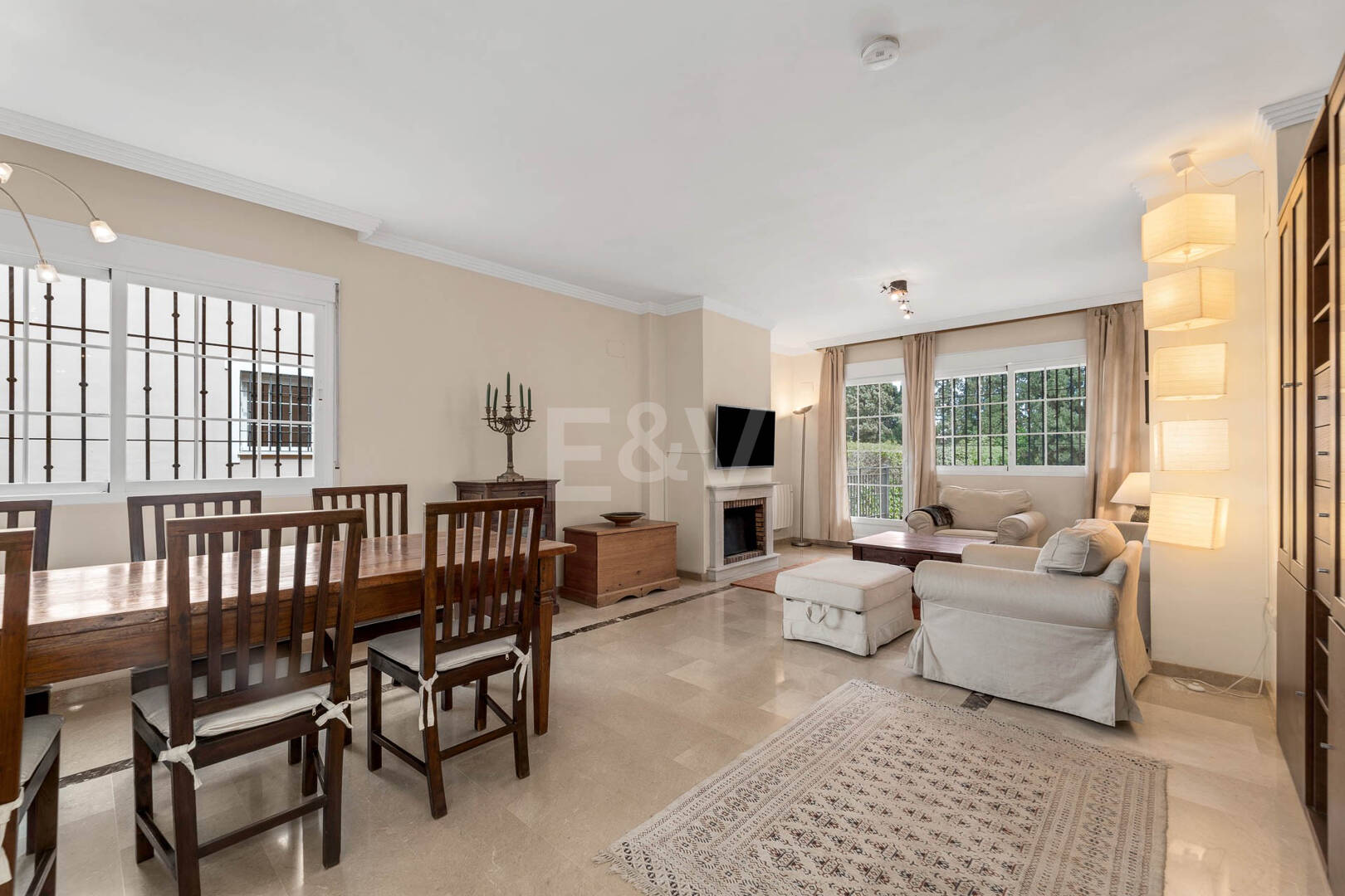 Exquisite Familienvilla mit Privatgarten und Pool in Elviria, Marbella