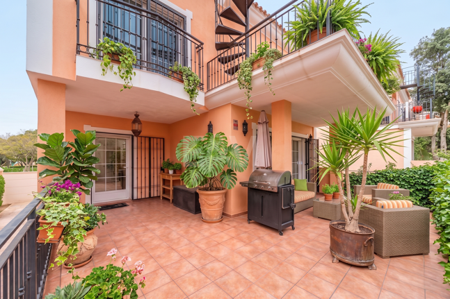 Exquisite Familienvilla mit Privatgarten und Pool in Elviria, Marbella