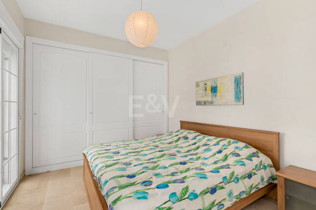 Utsökt familjevilla med privat trädgård och pool i Elviria, Marbella