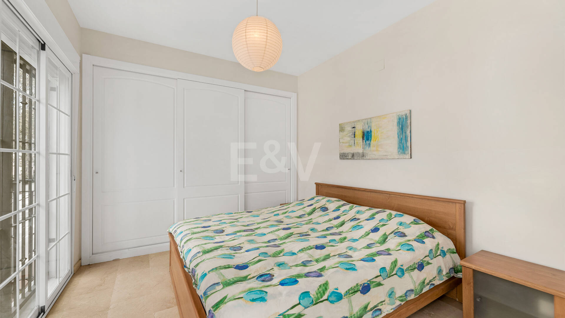 Exquisita villa familiar con jardín privado y piscina en Elviria, Marbella