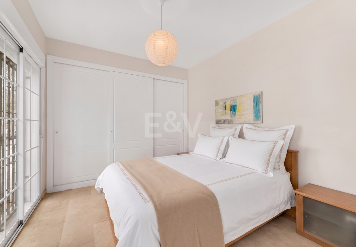 Exquisite Familienvilla mit Privatgarten und Pool in Elviria, Marbella