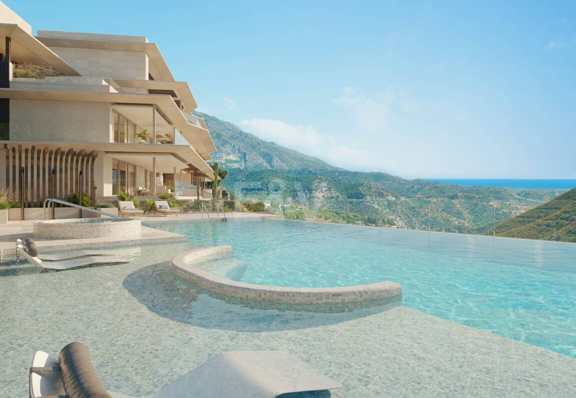 Ground floor garden apartment with Private Pool