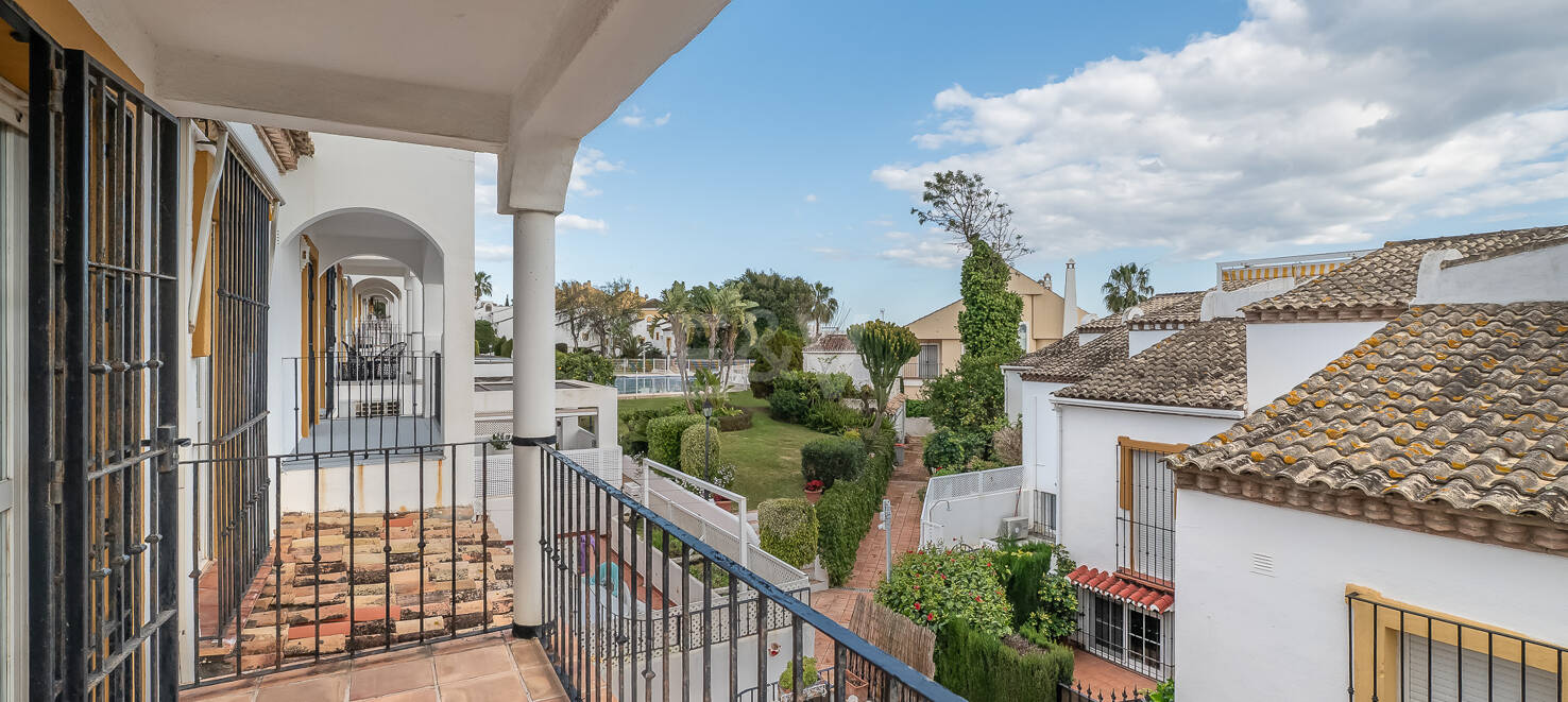 Doppelhaushälfte zu vermieten in Marbesa, Marbella Ost