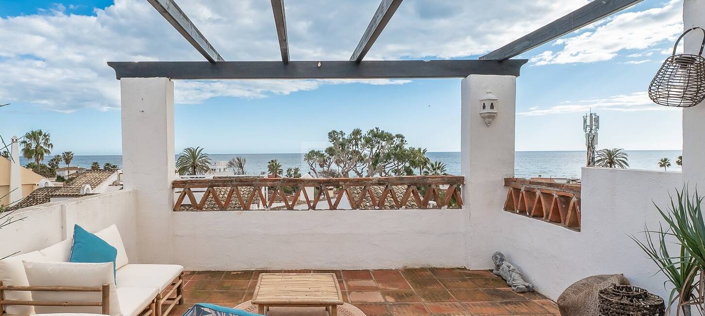 Doppelhaushälfte zu vermieten in Marbesa, Marbella Ost