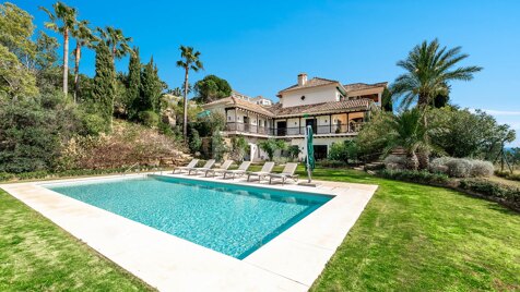 Fantastisches Familienheim mit atemberaubendem Blick auf das Meer und den Golfplatz.