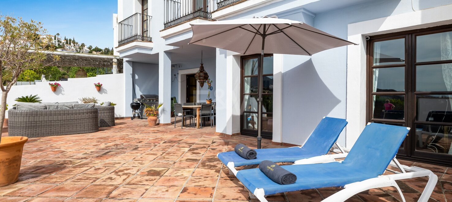Spacious Home in La Heredia with Panoramic Sea Views & Private Pool