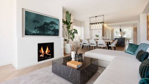 Elegantes Luxus-Reihenhaus mit skandinavischem Design