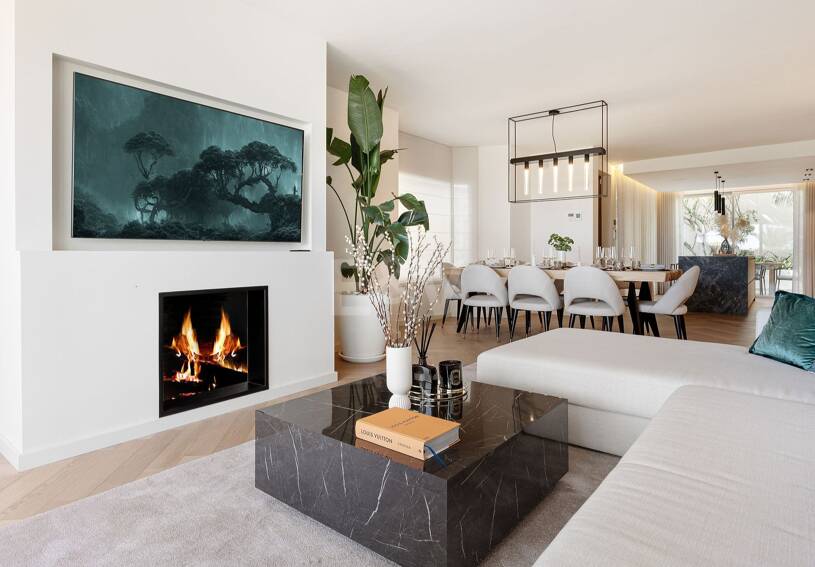 Lujoso adosado con sofisticado diseño escandinavo