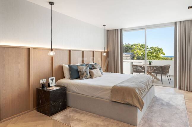 Lujoso adosado con sofisticado diseño escandinavo