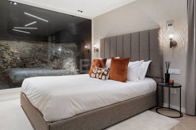 Lujoso adosado con sofisticado diseño escandinavo