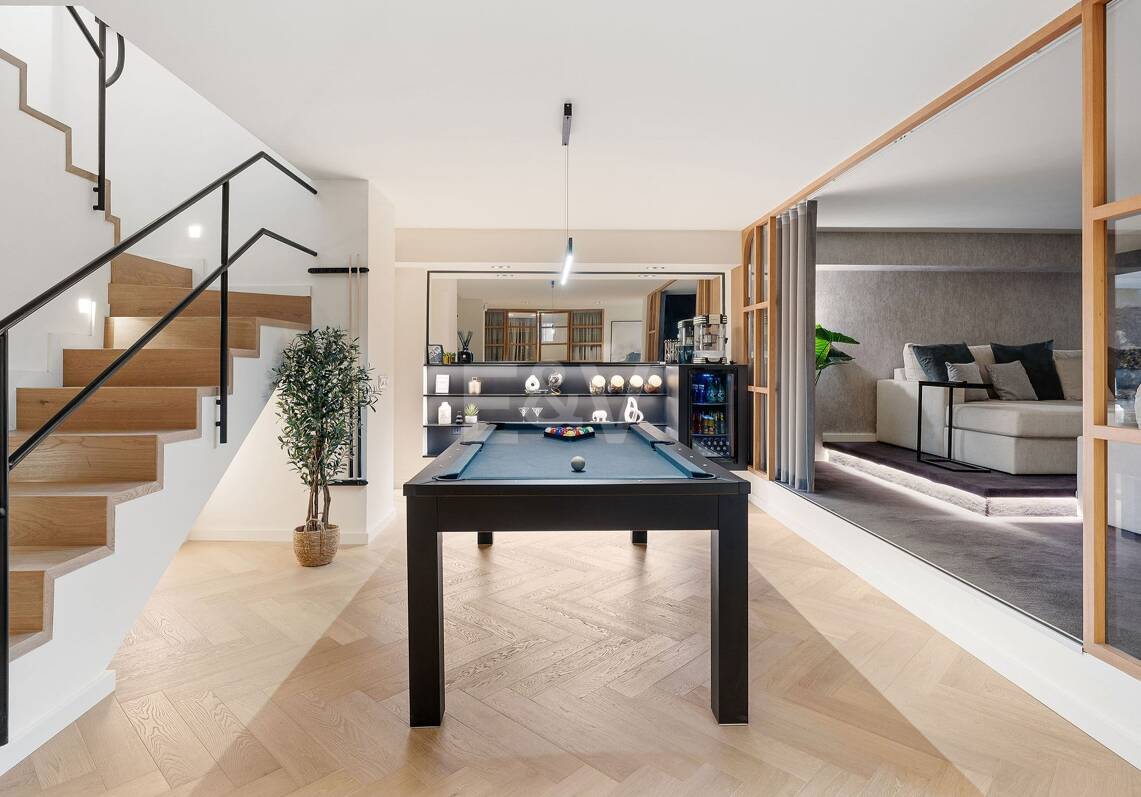 Sophisticated Luxury Townhouse with Scandinavian Design