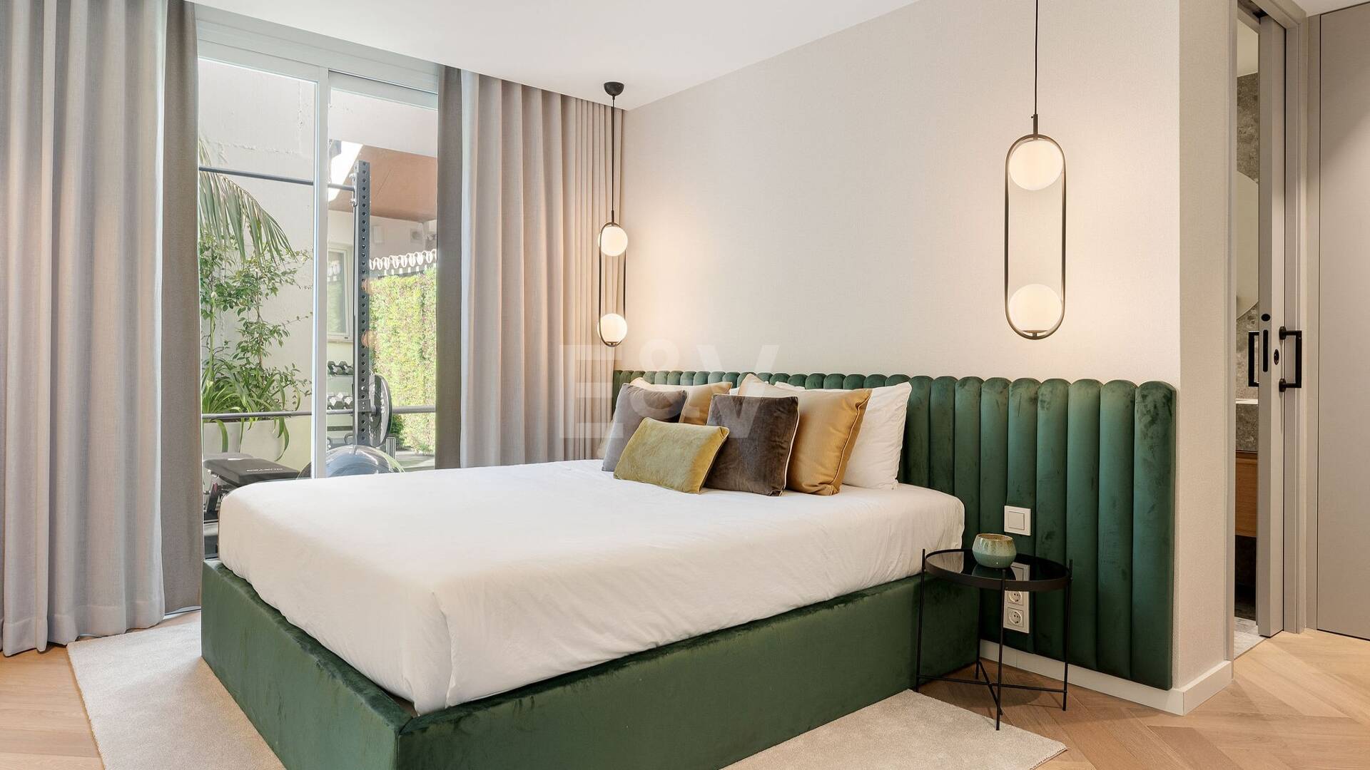 Lujoso adosado con sofisticado diseño escandinavo