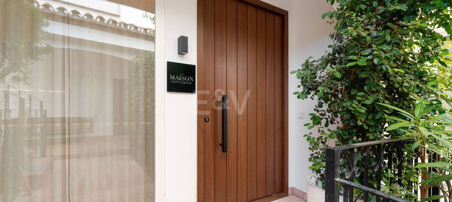 Sophisticated Luxury Townhouse with Scandinavian Design