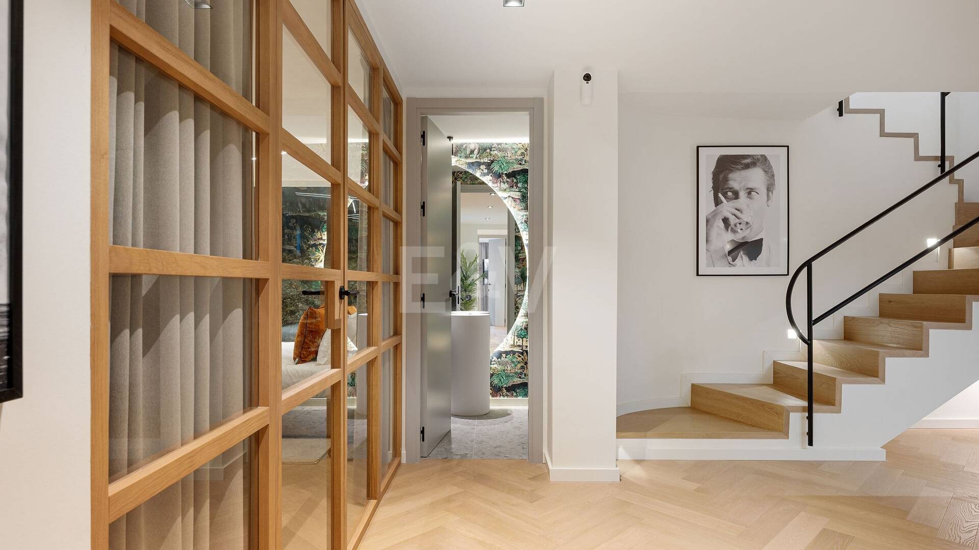 Lujoso adosado con sofisticado diseño escandinavo