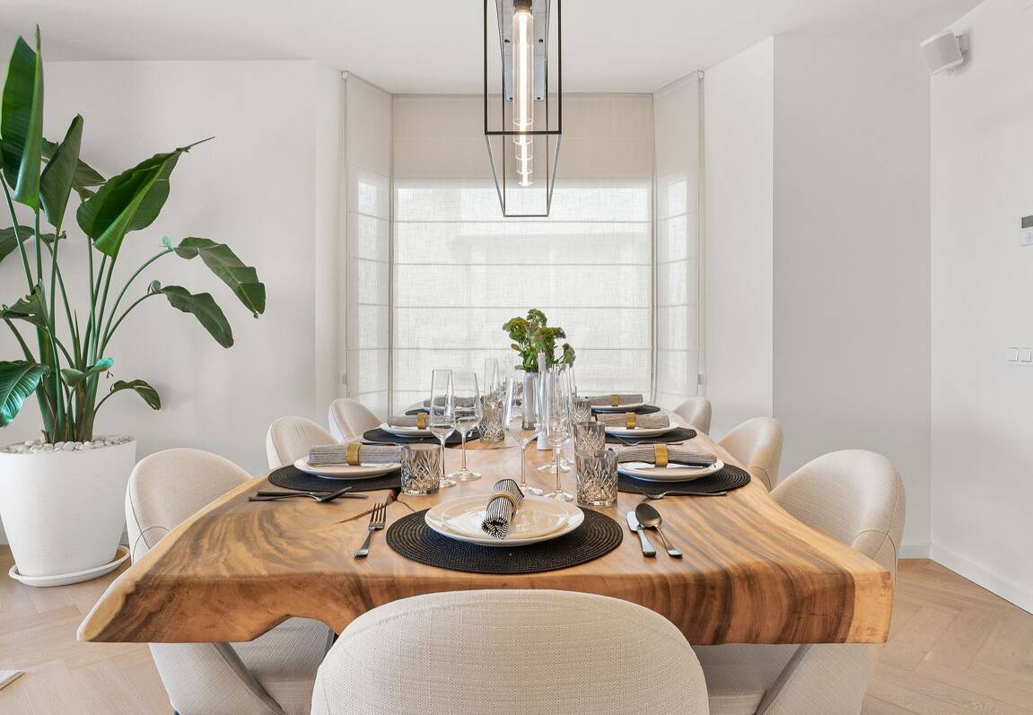 Lujoso adosado con sofisticado diseño escandinavo