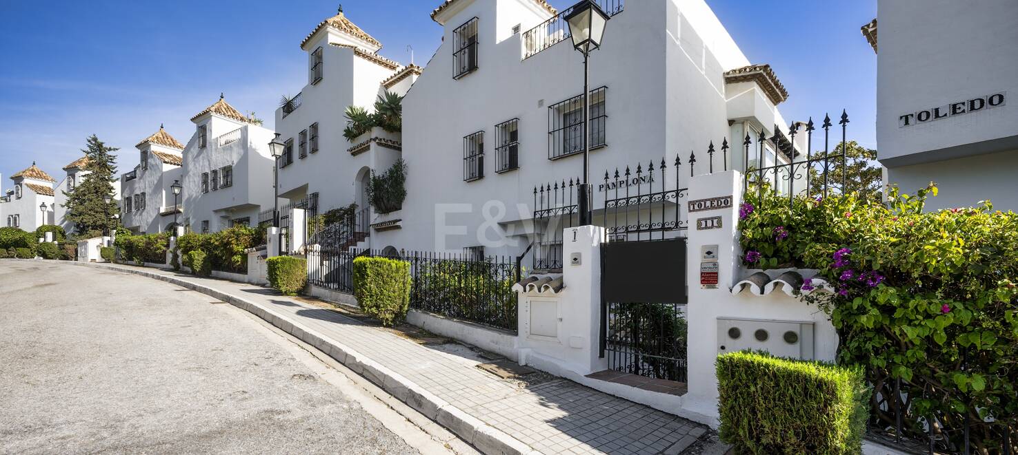 Sophisticated Luxury Townhouse with Scandinavian Design