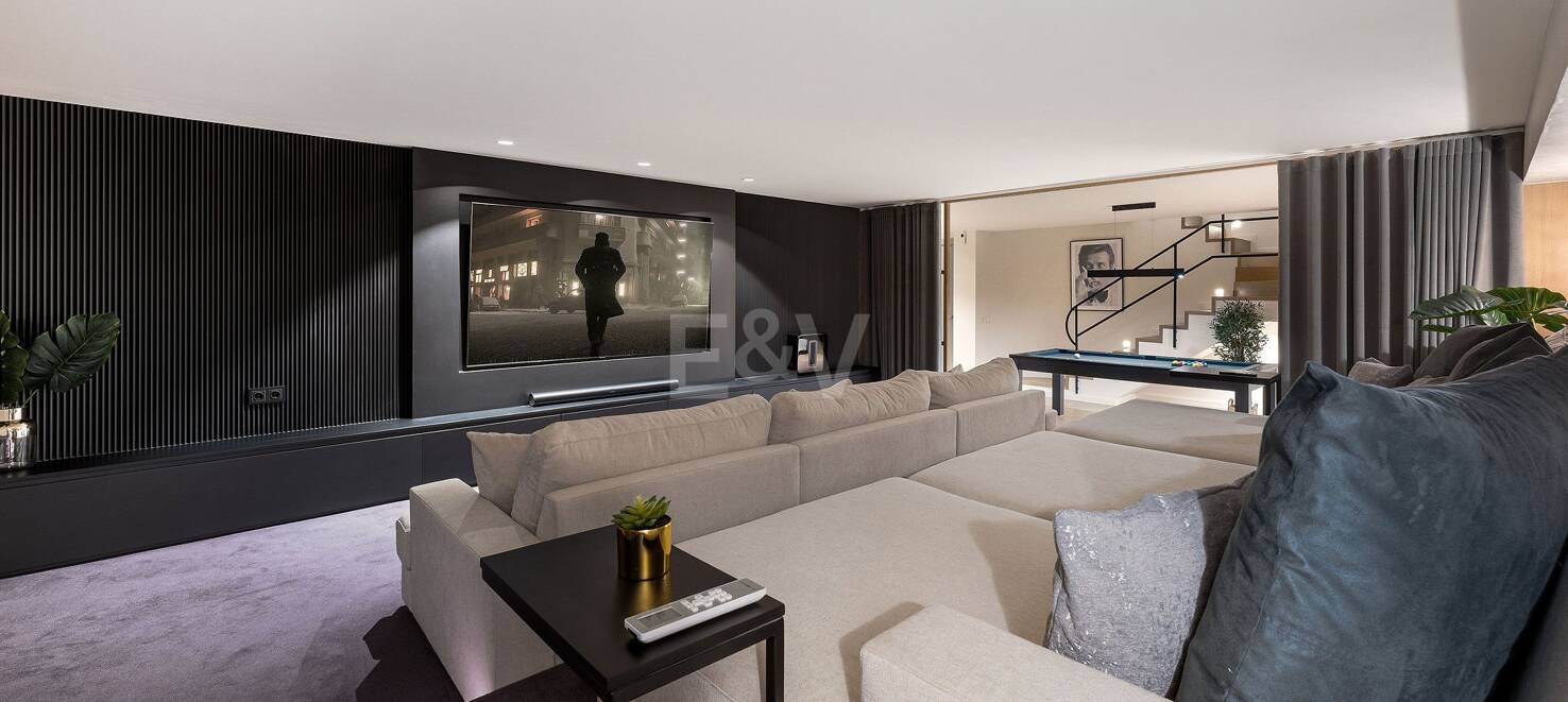 Sophisticated Luxury Townhouse with Scandinavian Design