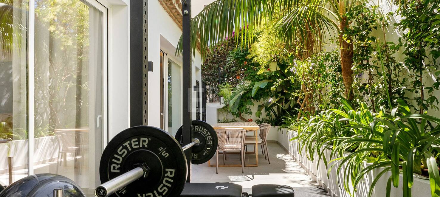 Sophisticated Luxury Townhouse with Scandinavian Design