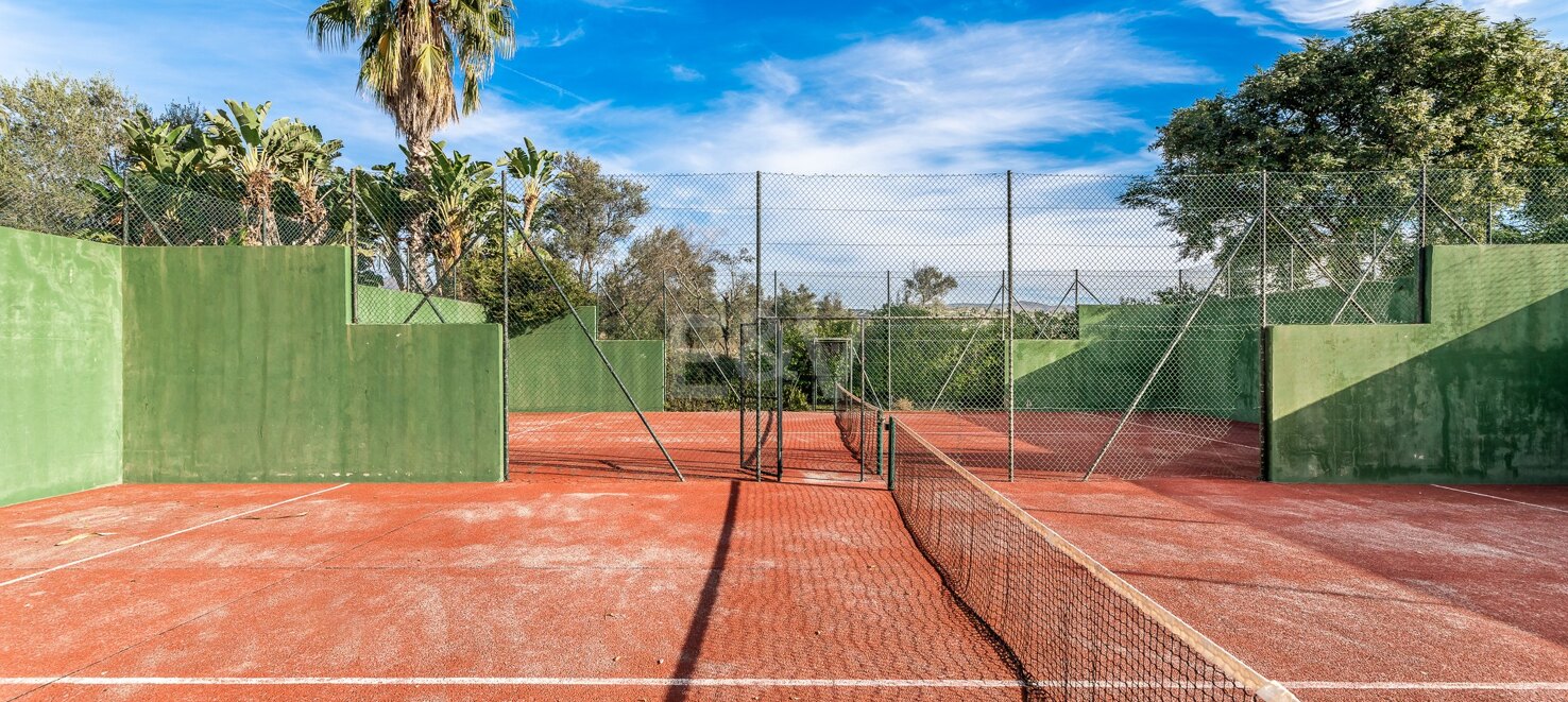 4 bedroom duplex penthouse in El Rosario Beachside