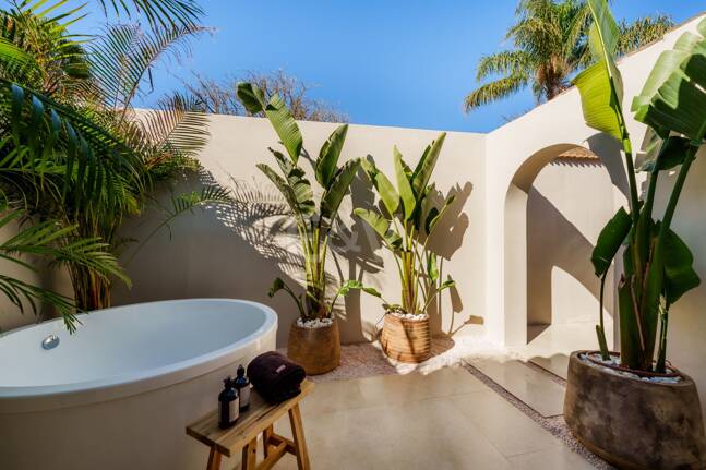 Tu oasis privado junto a la playa y Puerto Banús en San Pedro Playa