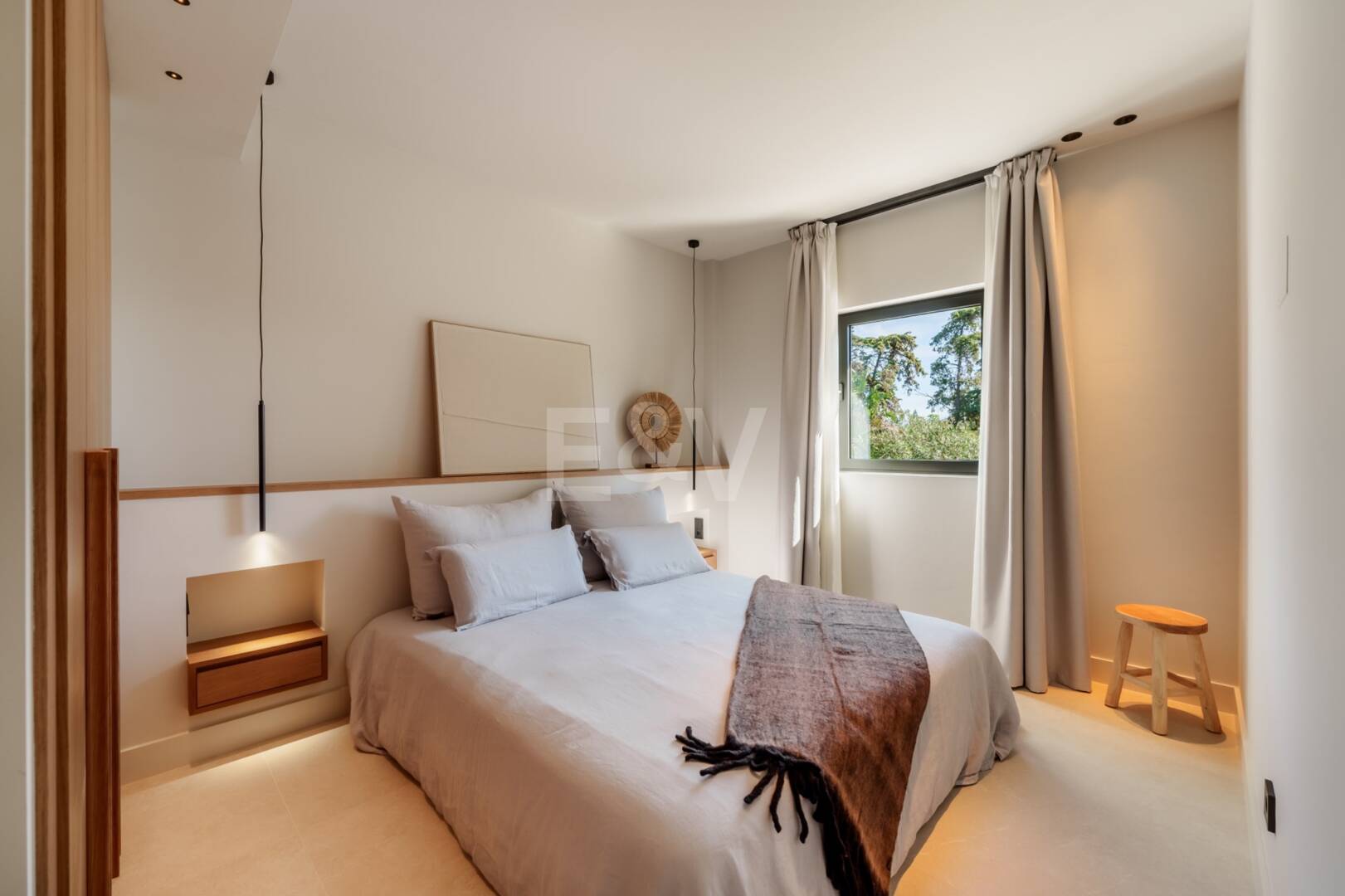 Tu oasis privado junto a la playa y Puerto Banús en San Pedro Playa