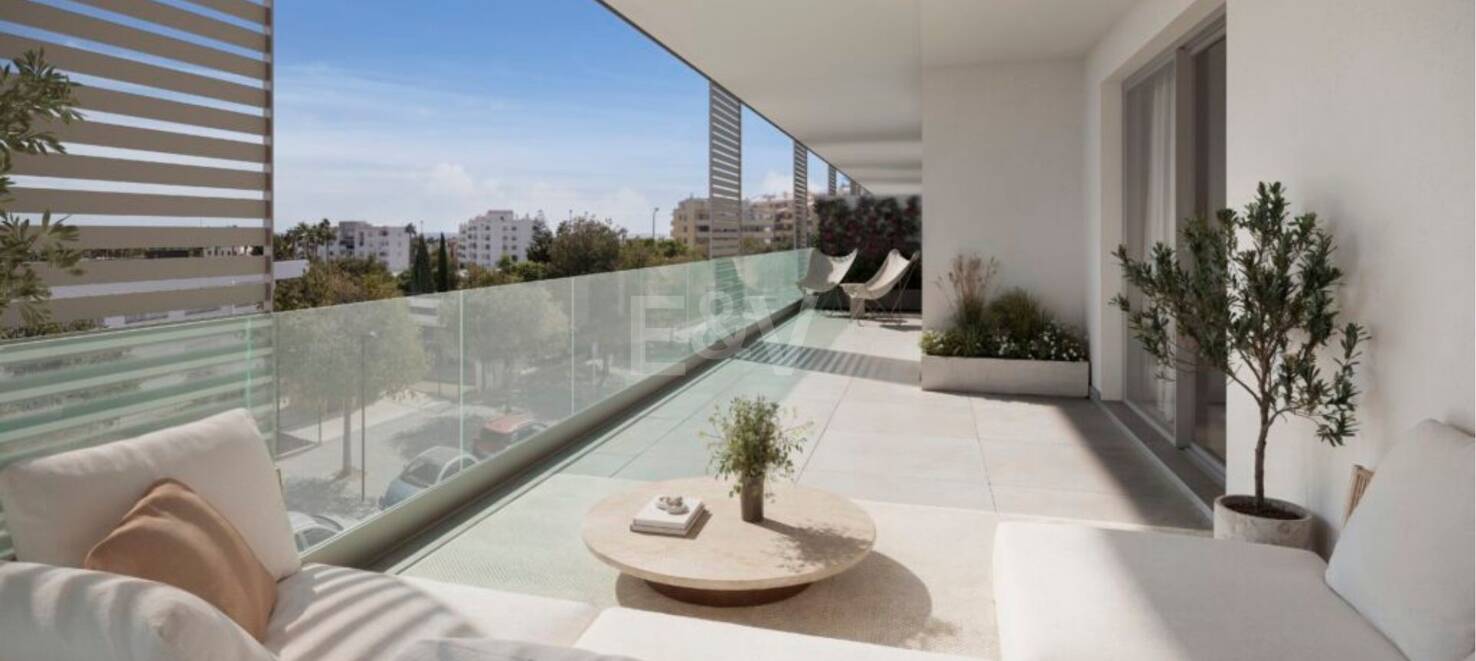 Luxury Coastal Living in San Pedro Alcántara – Modern Apartment