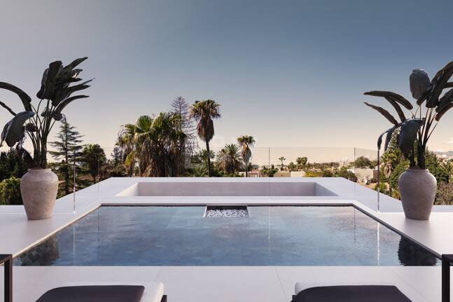 Beachside Villas i San Pedro med privat pool & Smarta hemfunktioner