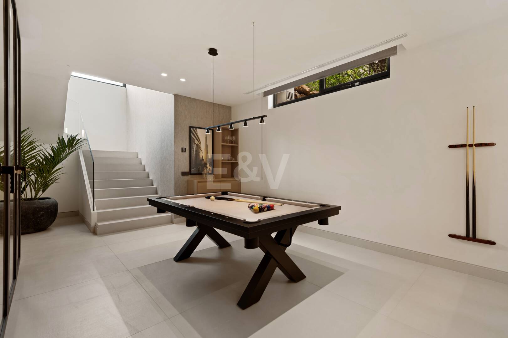 Zeitgenössische Luxusvilla in Nueva Andalucía