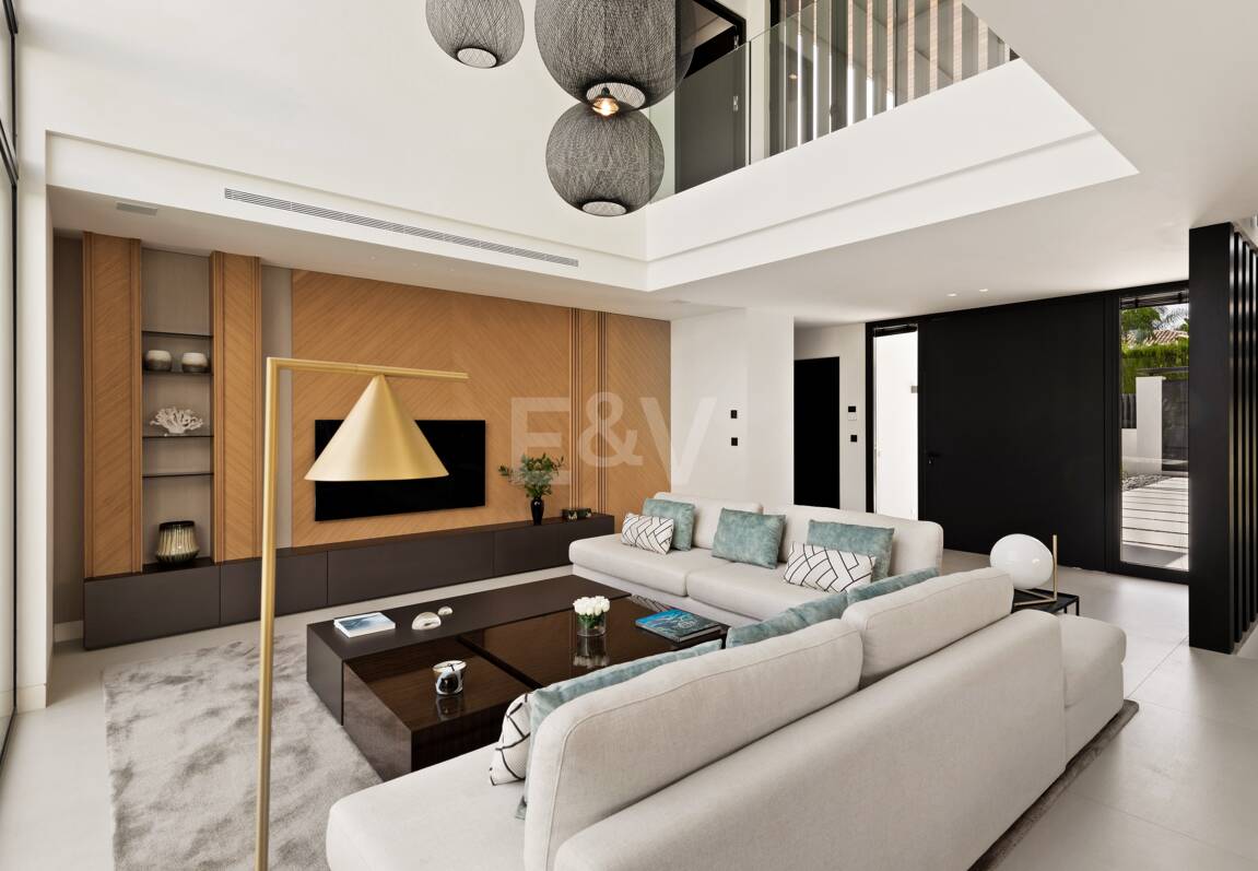 Samtida lyx Villa i Nueva Andalucía