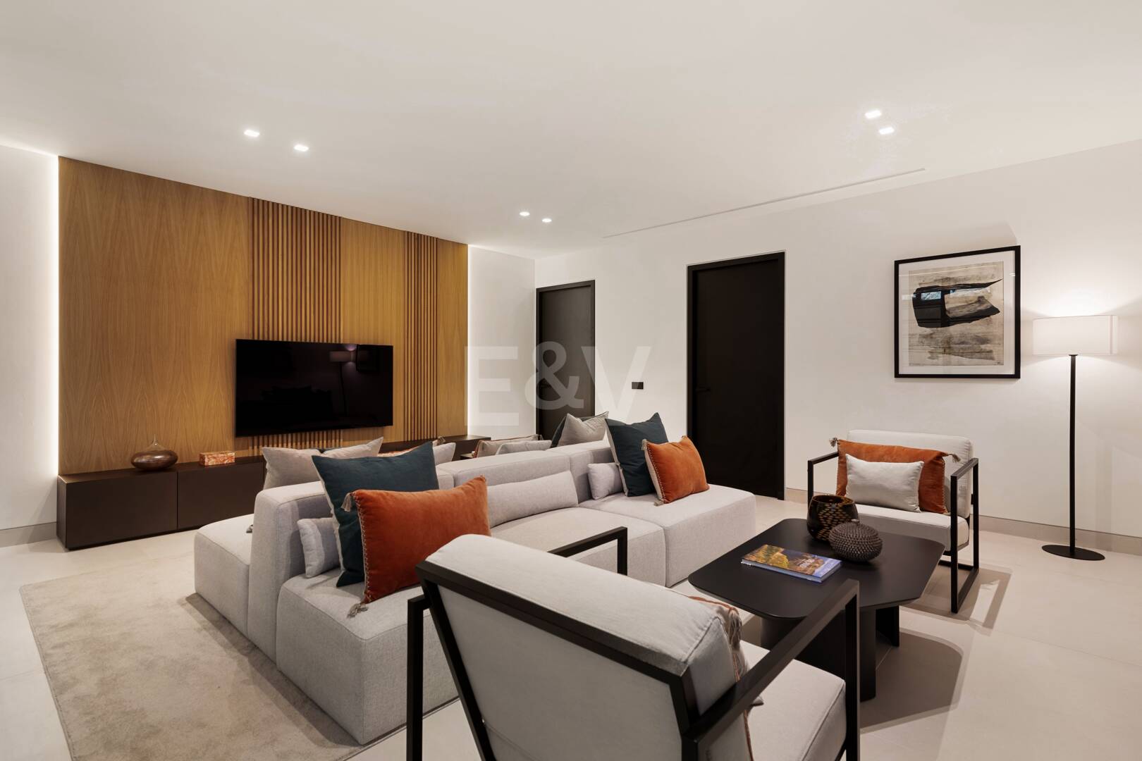 Zeitgenössische Luxusvilla in Nueva Andalucía