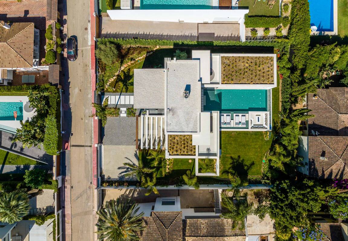 Samtida lyx Villa i Nueva Andalucía