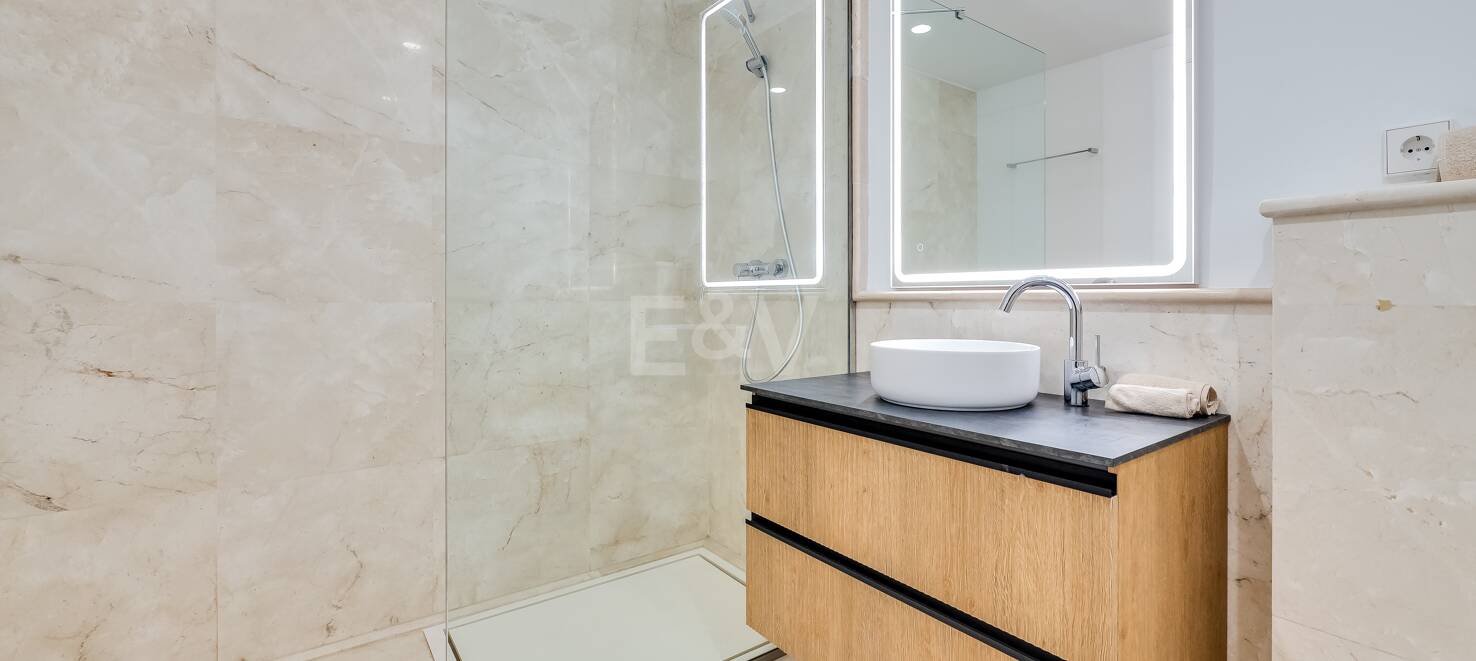 Exclusive Villa in the Heart of Golden Mile