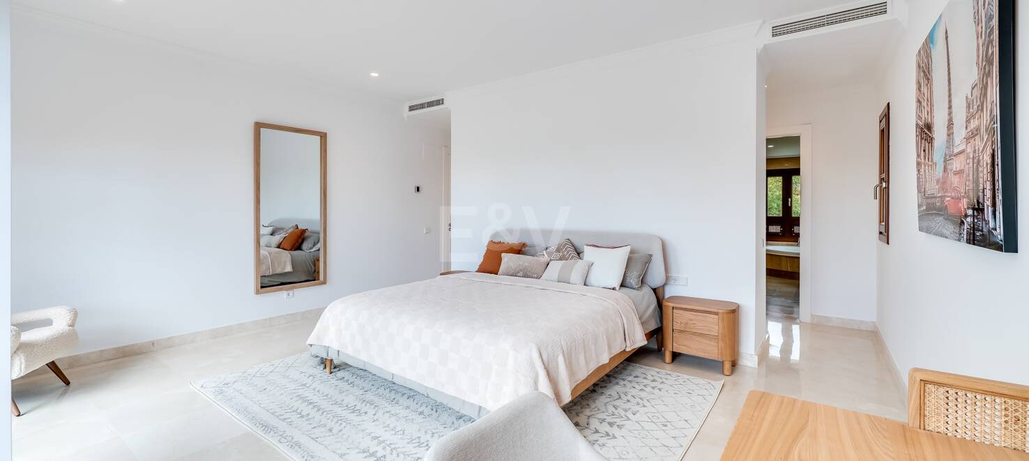 Exclusive Villa in the Heart of Golden Mile