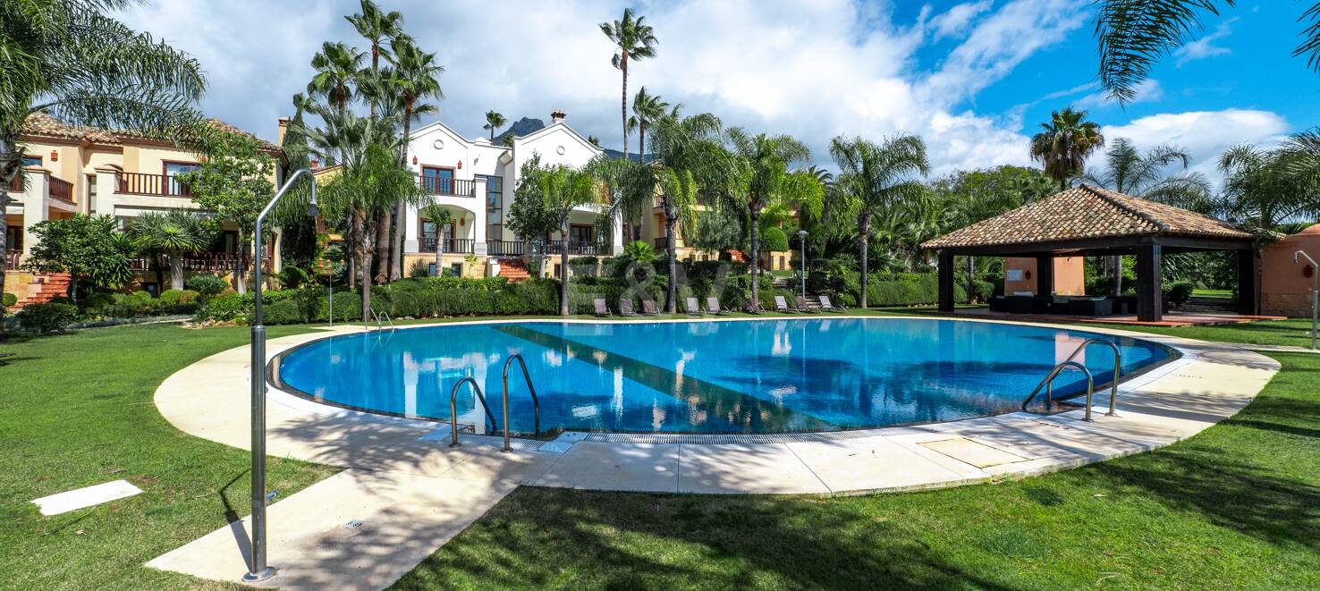 Exclusive Villa in the Heart of Golden Mile